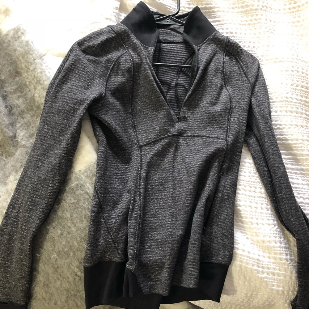 Lululemon pullover